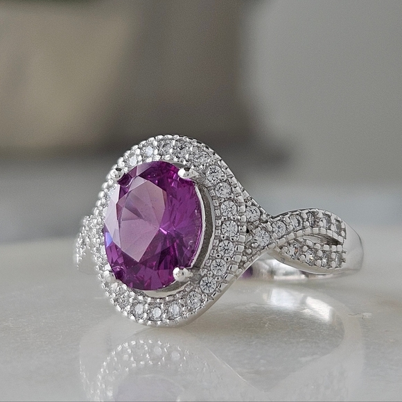 Oval Purple Amethyst Gemstone ring, 925 Sterling Silver - Picture 8 of 8